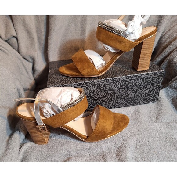 fibi & clo Shoes - fibi & clo New York Erin Tan Suede Crystal Tan Women's Heels Size 9